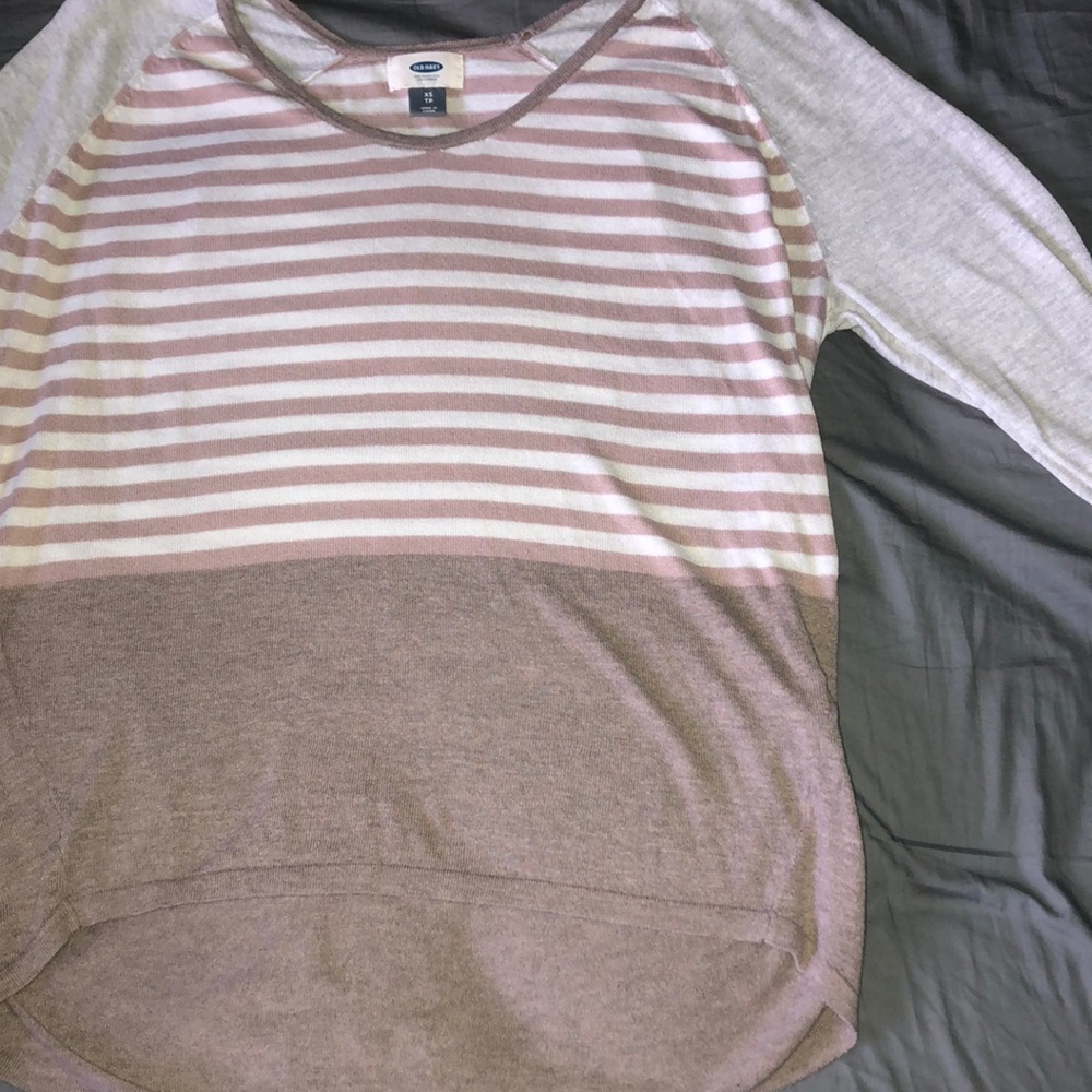 Tan, cream, and white long sleeves tee